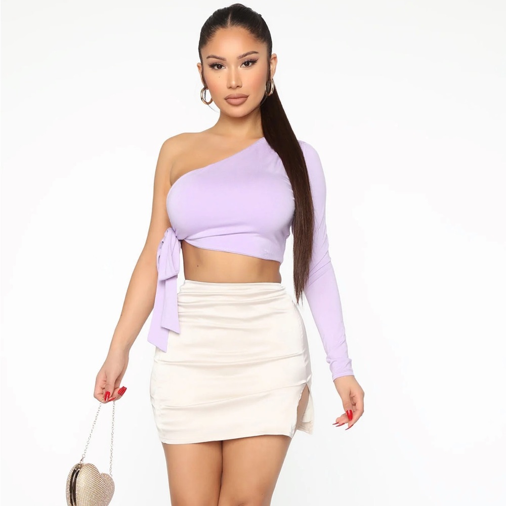 Lilac one shoulder long sleeve